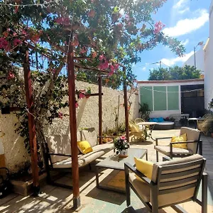 https://eden-house.in-canary-islands.com